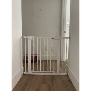 Baby Gate for Doorways and Stairs, 26''-40'' Auto Close Dog/Puppy Gate w/Door